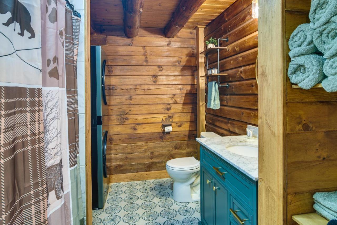 Fairhaven Harbor-Front Gem - Steps From The Water! Villa Екстериор снимка